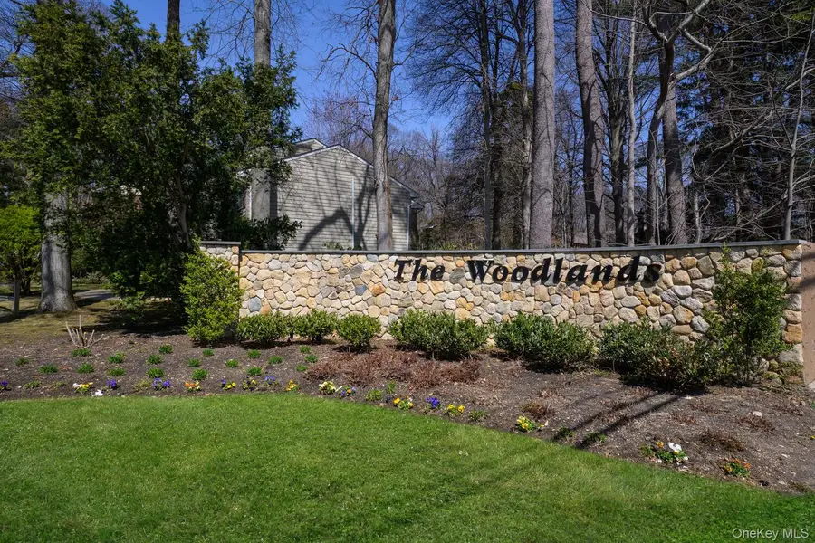 2 Woodtree Drive, Woodbury, NY 11797 - #3