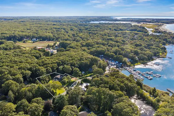 6 Turtle Pond Road, Southampton, NY 11968
