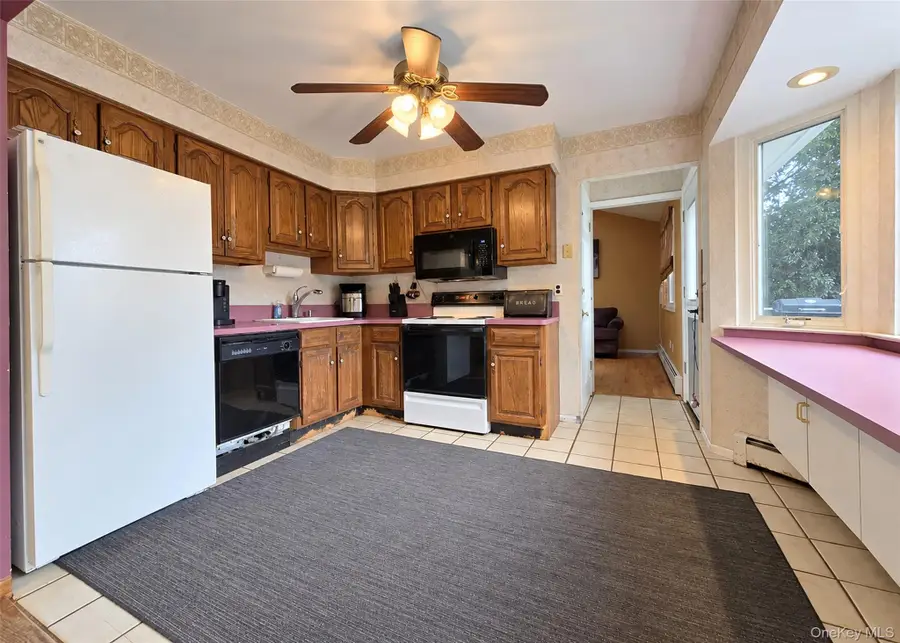 2 Renwick Road, Ronkonkoma, NY 11779 - #2