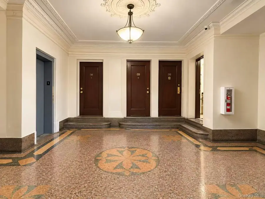4220 Kissena Boulevard #A10, Flushing, NY 11355 - #2
