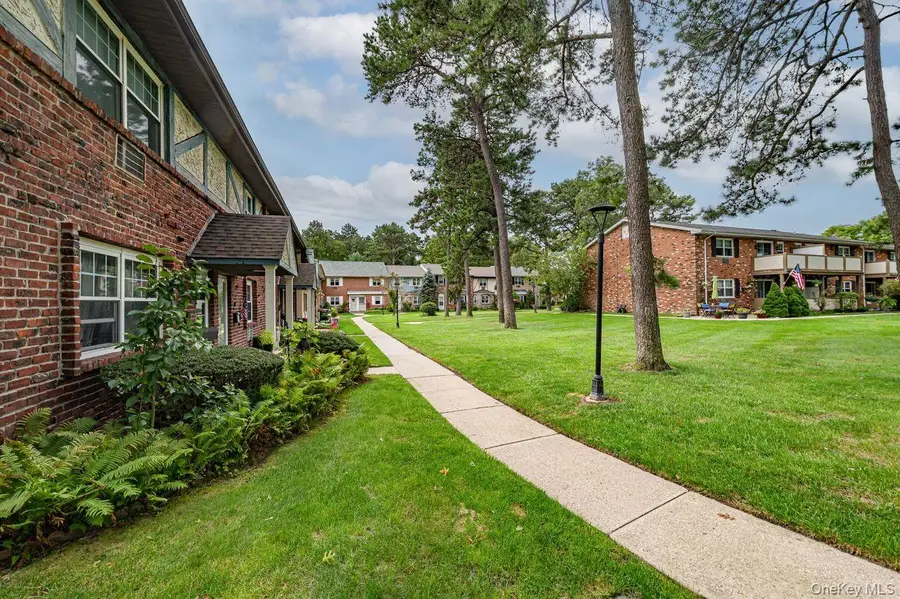 14 Glen Hollow Drive #E37, Holtsville, NY 11742 - #3
