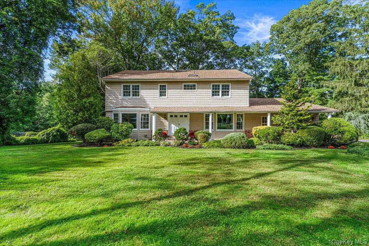 27 Winter Lane, Dix Hills, NY 11746 - #1