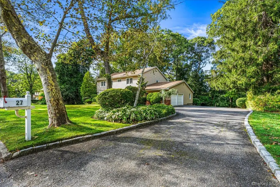 27 Winter Lane, Dix Hills, NY 11746 - #3