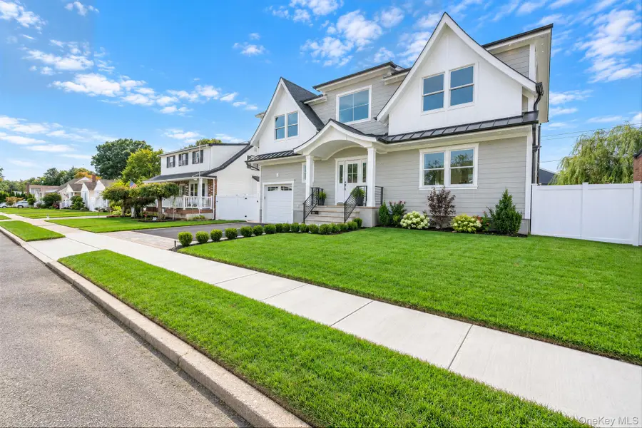 746 Blackstone Avenue, East Meadow, NY 11554 - #2