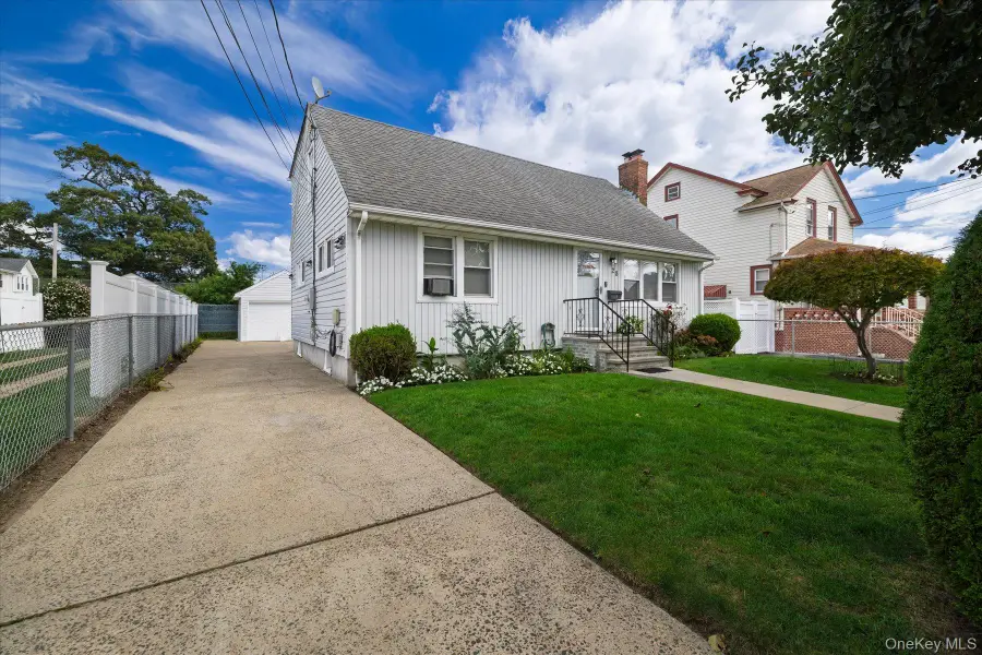 28 Harrison Avenue, Freeport, NY 11520 - #3