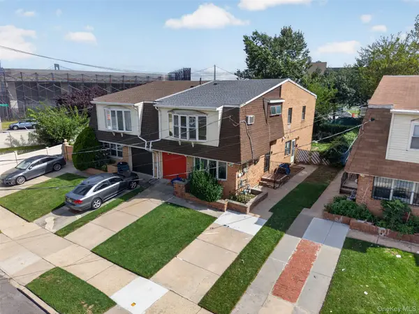 305 127th Street, College Point, NY 11356