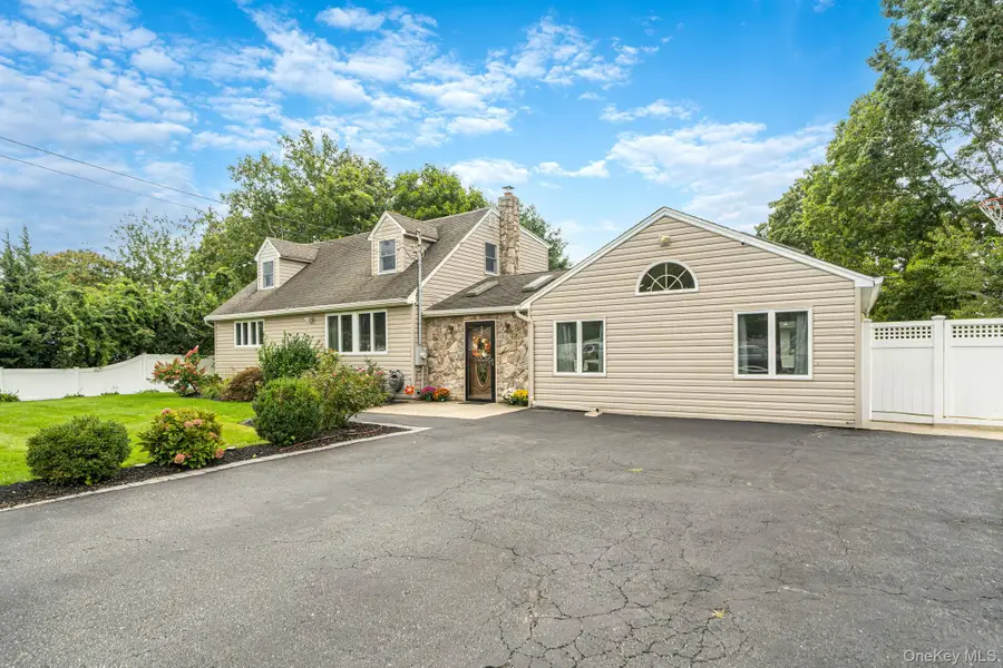 16 Happy Acres Drive, Shirley, NY 11967 - #3