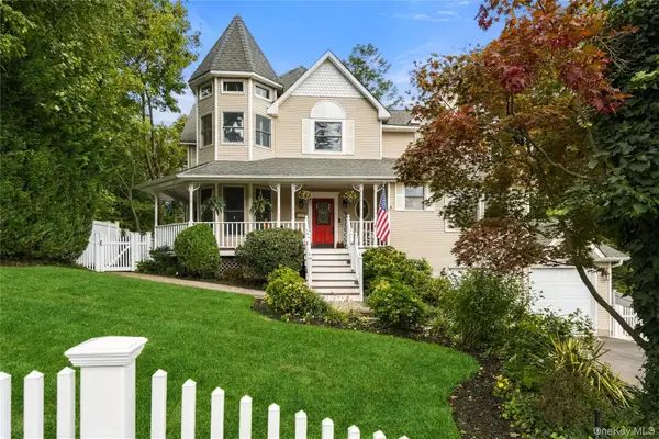 7 Platt Place, Huntington, NY 11743