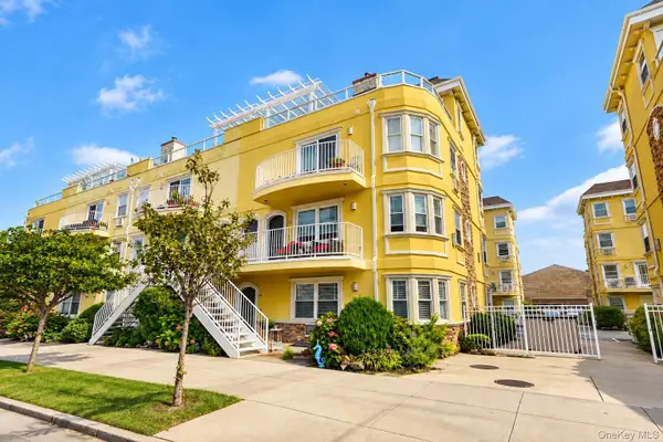 176 Beach 101st Street #4A, Rockaway Park, NY 11694