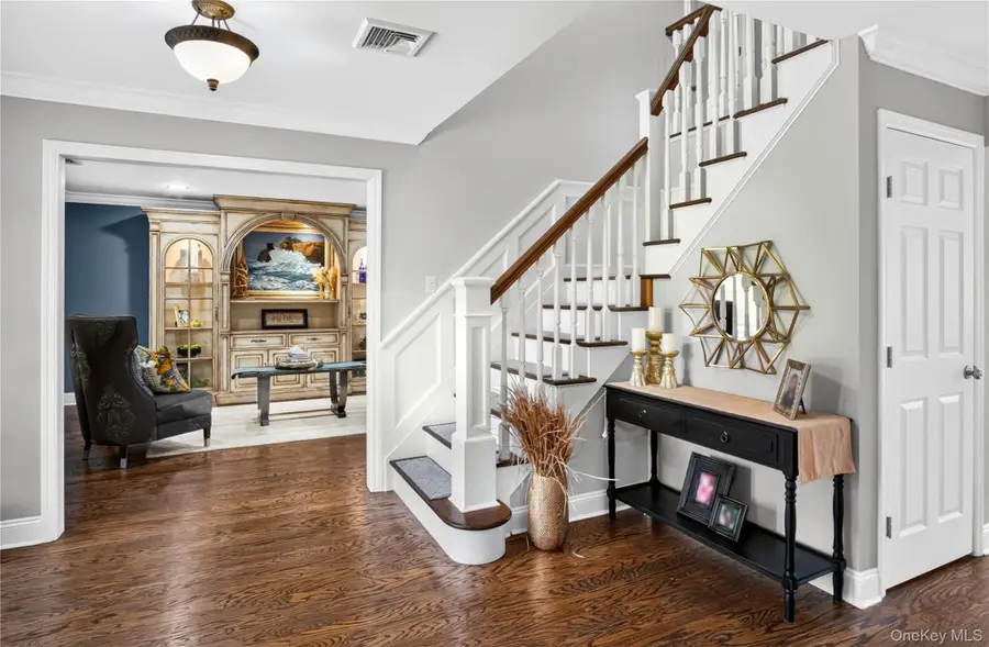125 Pace Drive S, West Islip, NY 11795 - #2