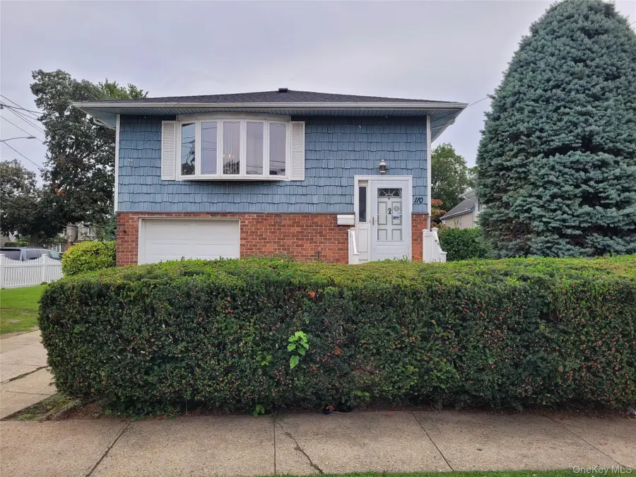 110 Crest Avenue, Elmont, NY 11003 - #3