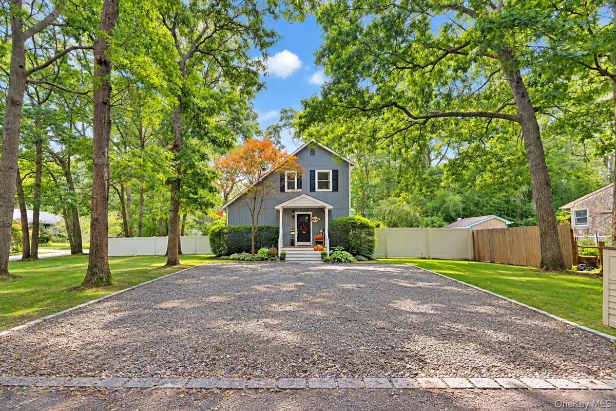 1 Hampton Street, East Quogue, NY 11942 - #1