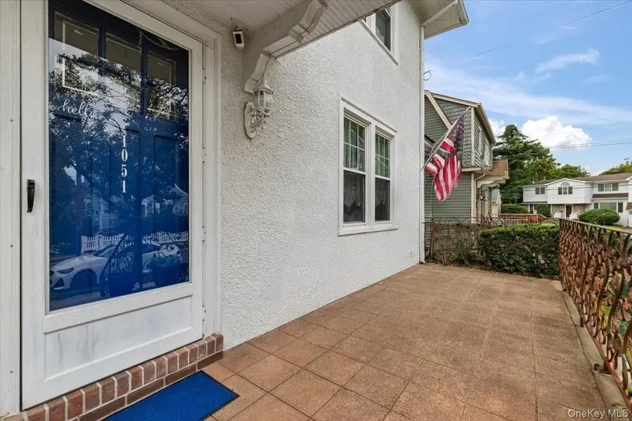 1051 Roselle Place, Woodmere, NY 11598 - #3