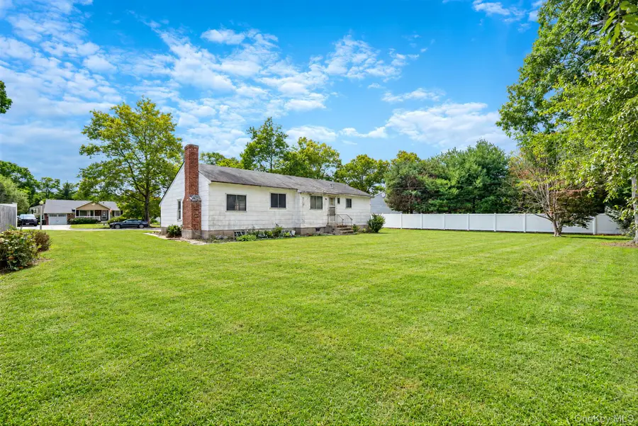 3 June Street, Hauppauge, NY 11788 - #3