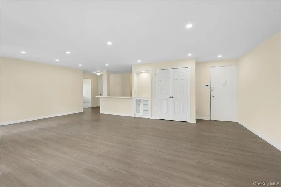 166-26 Powells Cove Boulevard #3D, Beechhurst, NY 11357 - #3