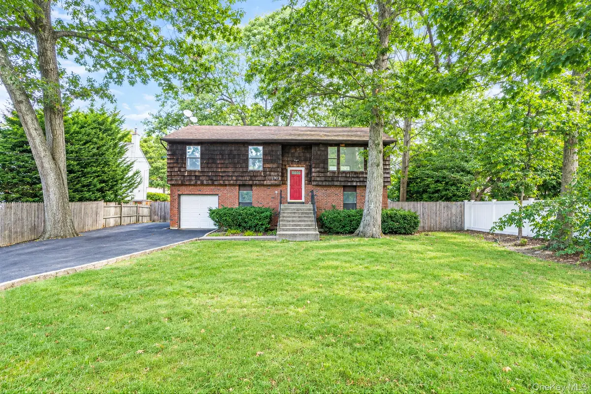 39 Pond Path, Lake Grove, NY 11755 - #1