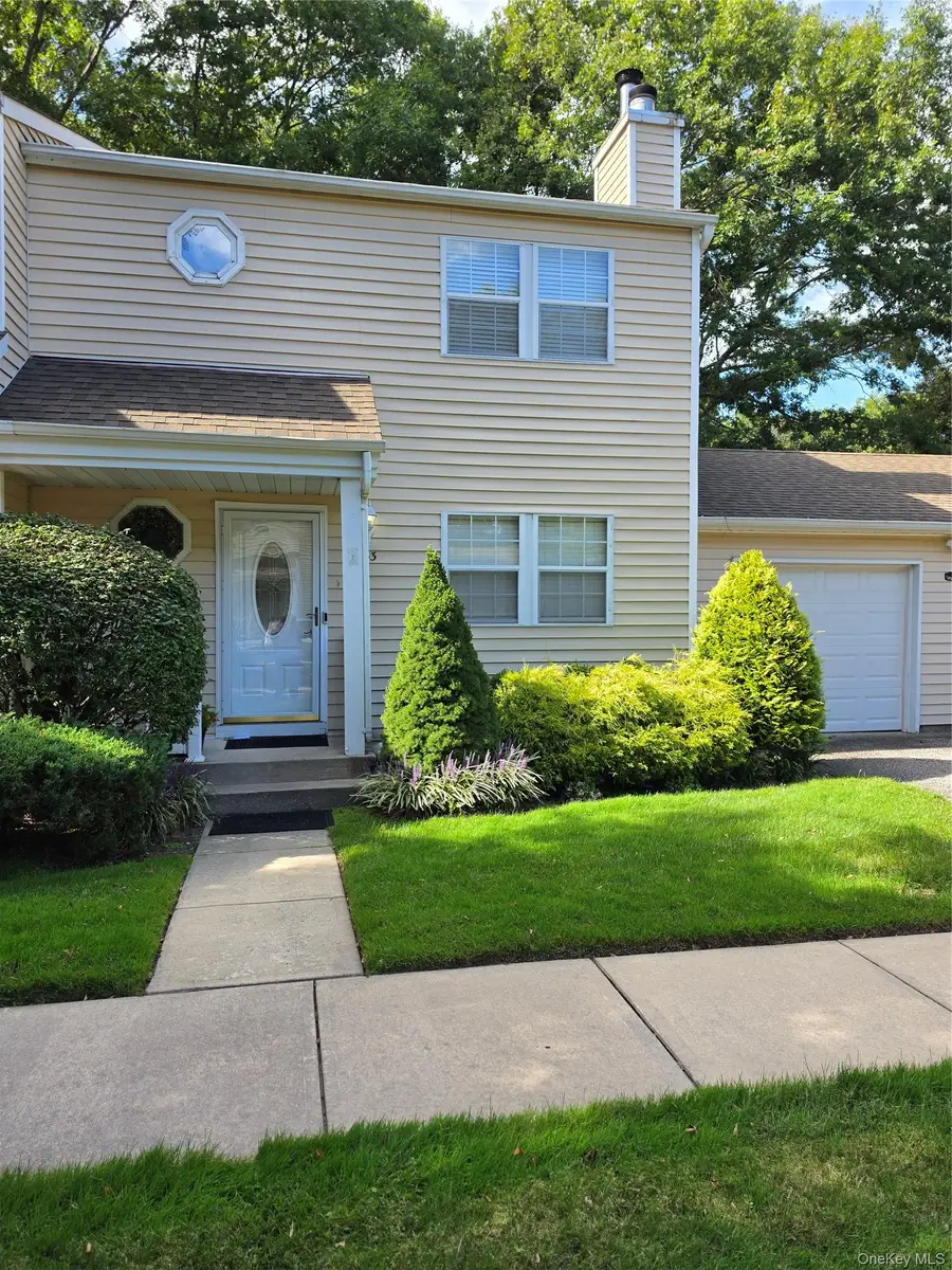 53 Hancock Commons, Yaphank, NY 11980 - #2