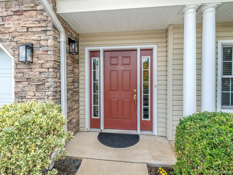 194 Pond View Drive #387, Port Washington, NY 11050 - #3
