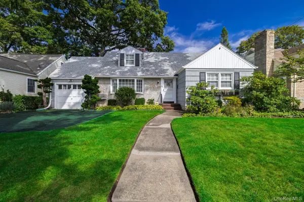 175 E Carpenter Street, Valley Stream, NY 11580