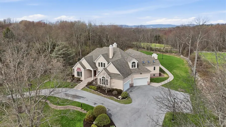 17 Forrest Way, Poughkeepsie, NY 12603 - #3