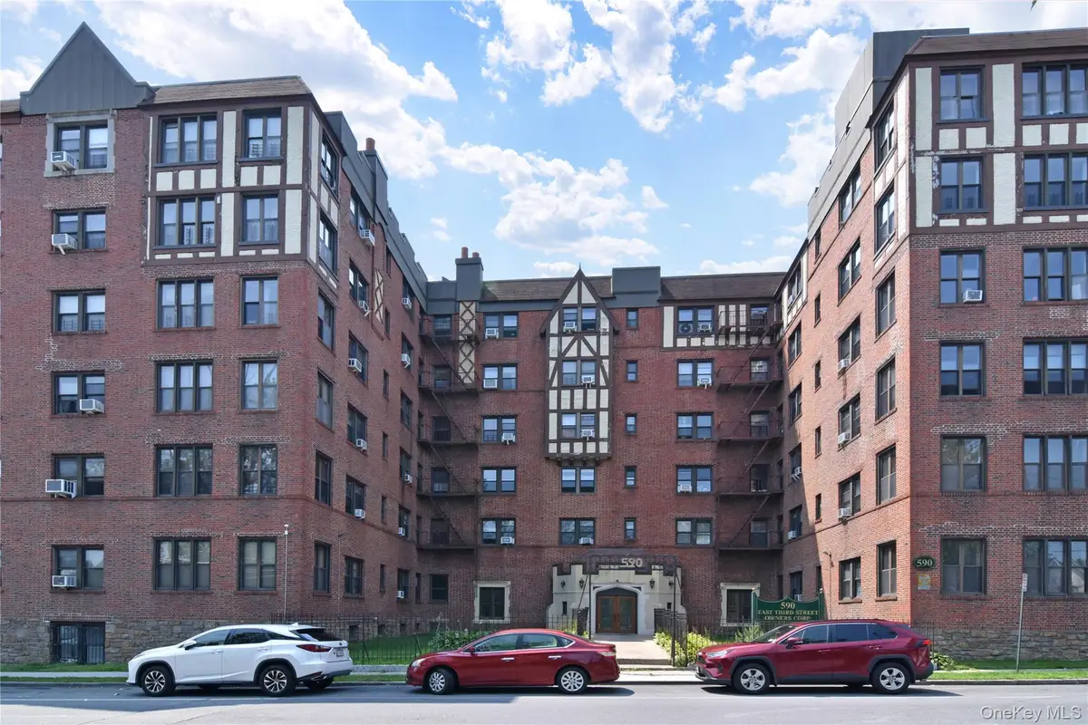 590 E 3rd Street #4C, Mount Vernon, NY 10553 - #1