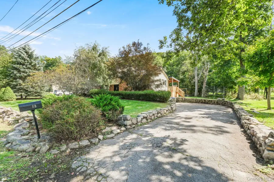 13 Lucky Lane, Washingtonville, NY 10992 - #3
