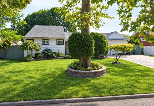 1327 Brooklyn Boulevard, Bay Shore, NY 11706