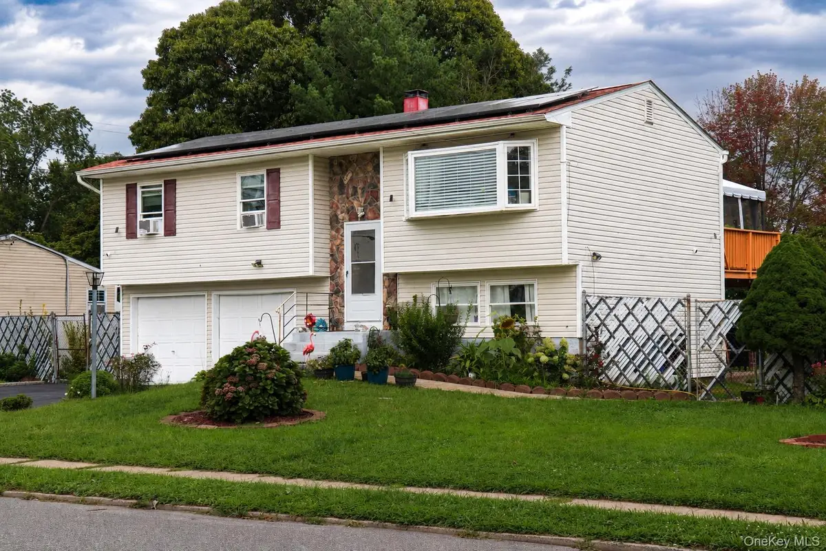 37 Island, Brentwood, NY 11717 - #1