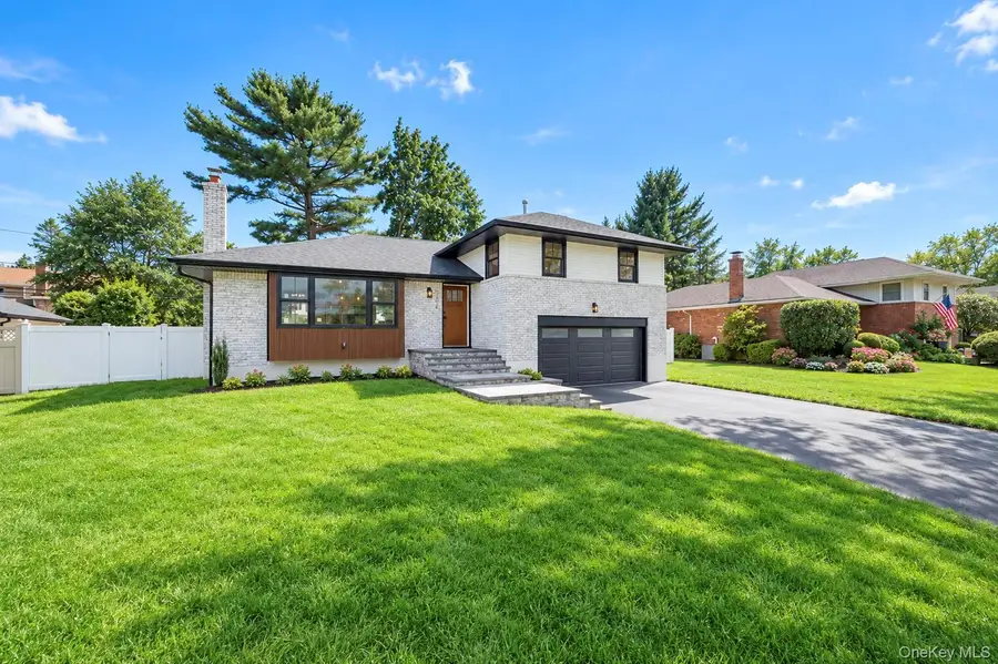 2056 Stratford Drive, Westbury, NY 11590 - #2