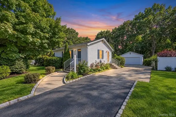 346 Jamaica Avenue, Medford, NY 11763