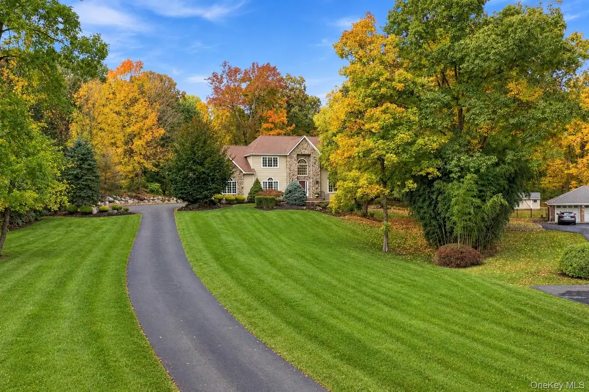 6 Regis Court, Montebello, NY 10901 - #1