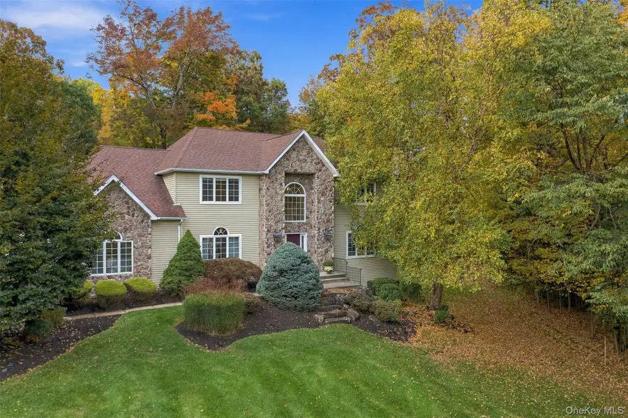 6 Regis Court, Montebello, NY 10901 - #2