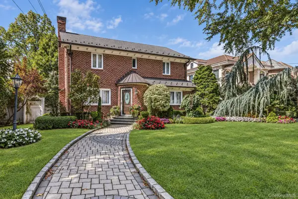 248 148th Street, Whitestone, NY 11357