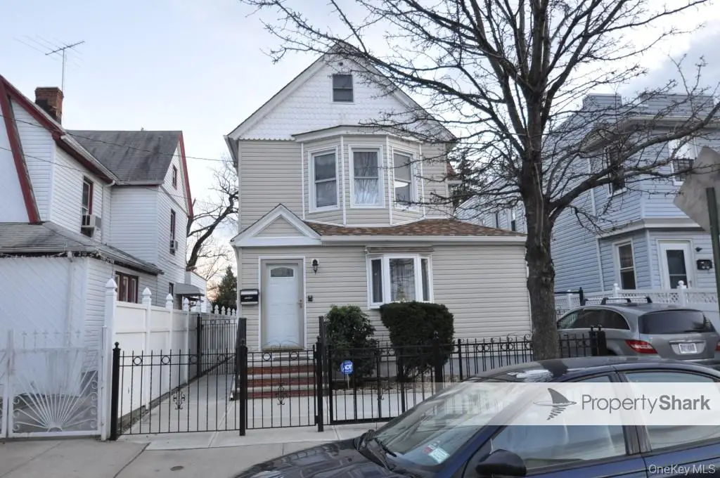 112-06 91st Avenue, Richmond Hill, NY 11418 - #1