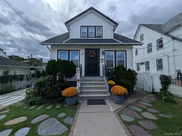 88-38 197th Street, Hollis, NY 11423