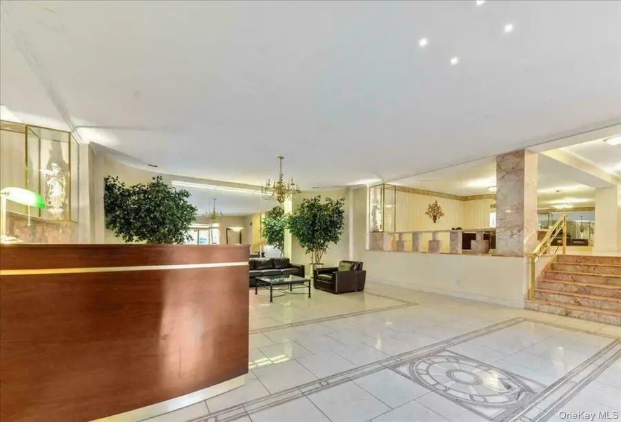 68-61 Yellowstone Boulevard #412, Forest Hills, NY 11375 - #3