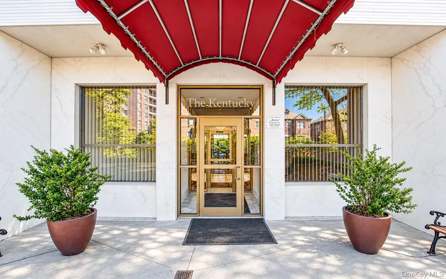 71-11 Yellowstone Boulevard #4M, Forest Hills, NY 11375 - #2
