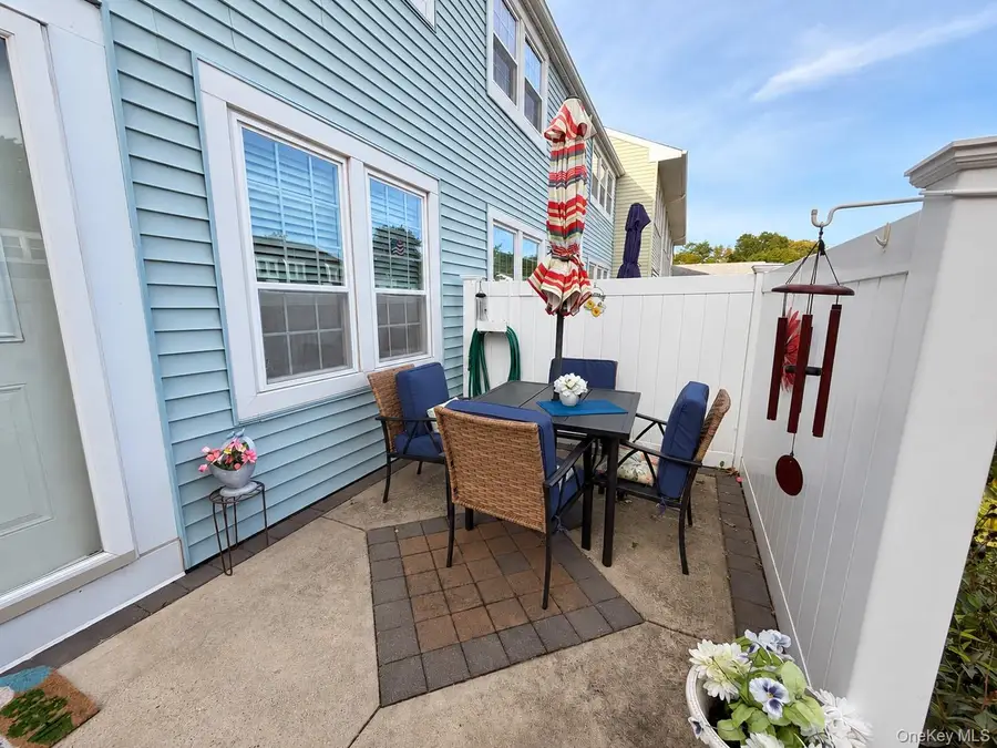 26 Whalers Cove, Babylon, NY 11702 - #3