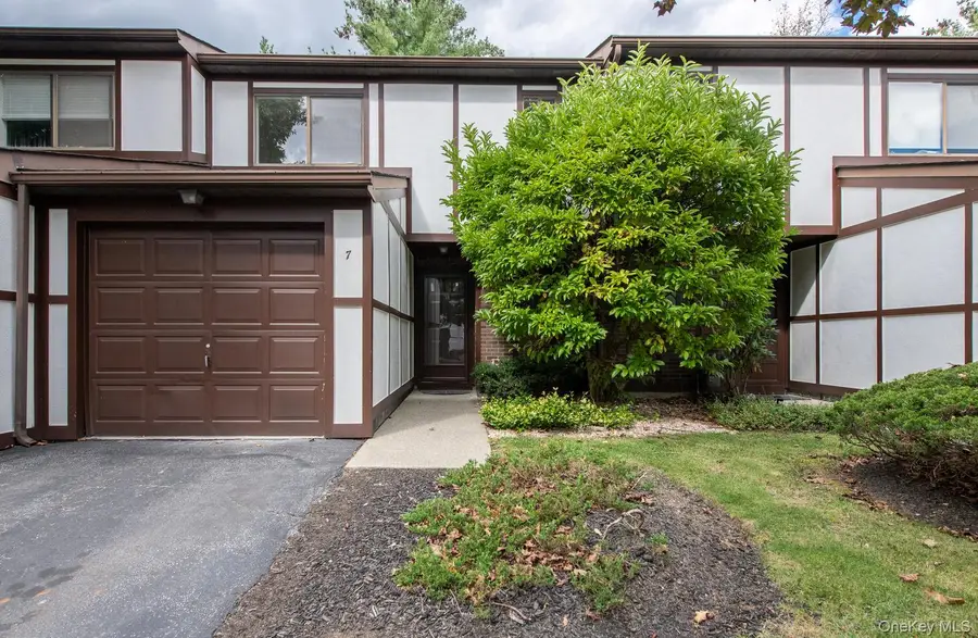 7 Topaz Run, Poughkeepsie, NY 12603 - #3