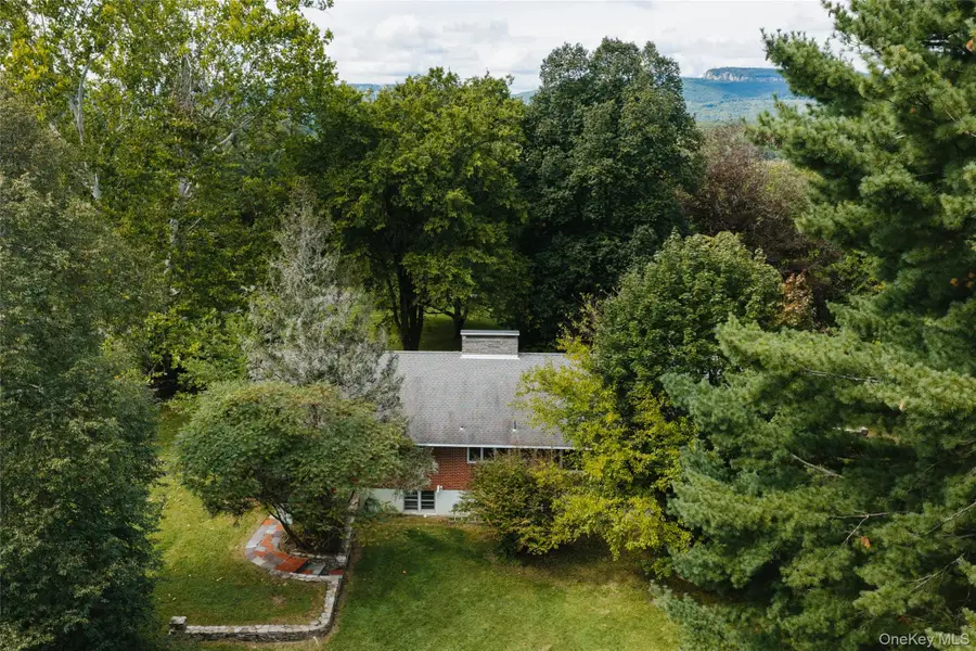 13 Edgewood Drive, New Paltz, NY 12561 - #3