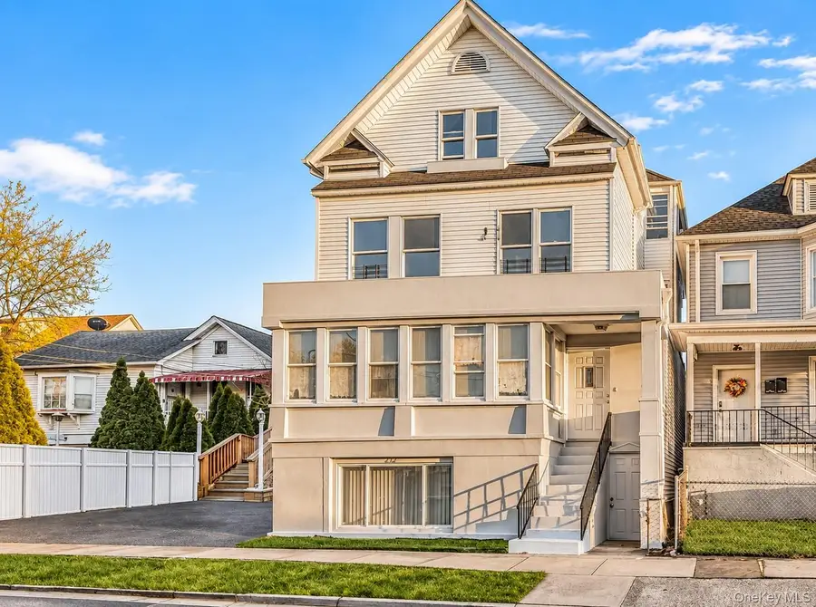 232 Jessamine Avenue, Yonkers, NY 10701 - #2