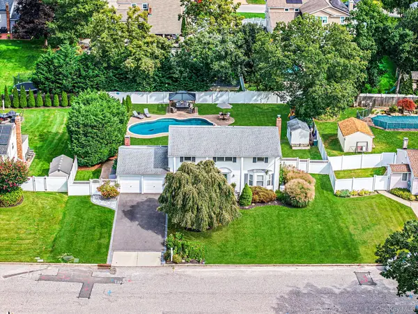 19 Pritchard Crescent, Port Jefferson Station, NY 11776