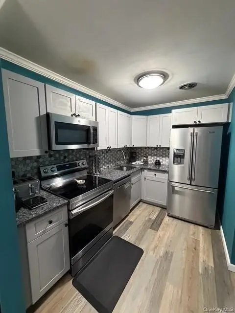 100 Connetquot Ave #36, East Islip, NY 11730 - #2
