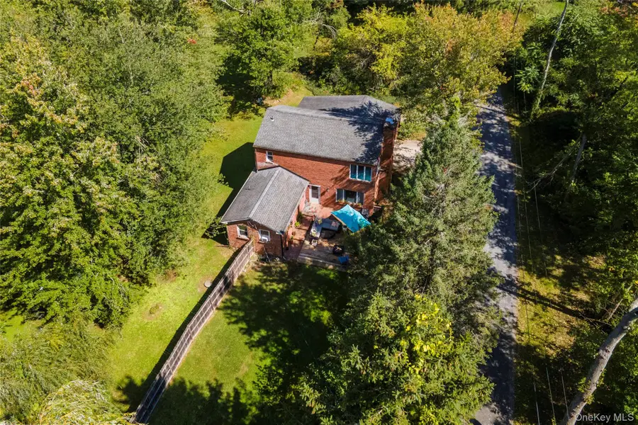 15 Storybook Lane, Pleasant Valley, NY 12569 - #3