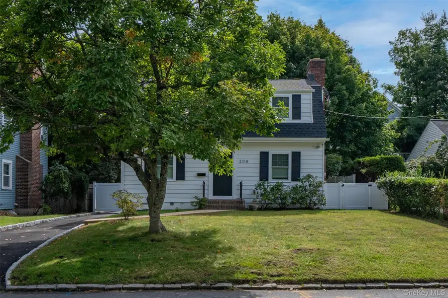 208 Lincoln Avenue, Eastchester, NY 10709 - #2
