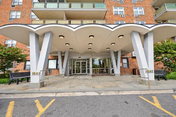 1841 Central Park Avenue #6N, Yonkers, NY 10710