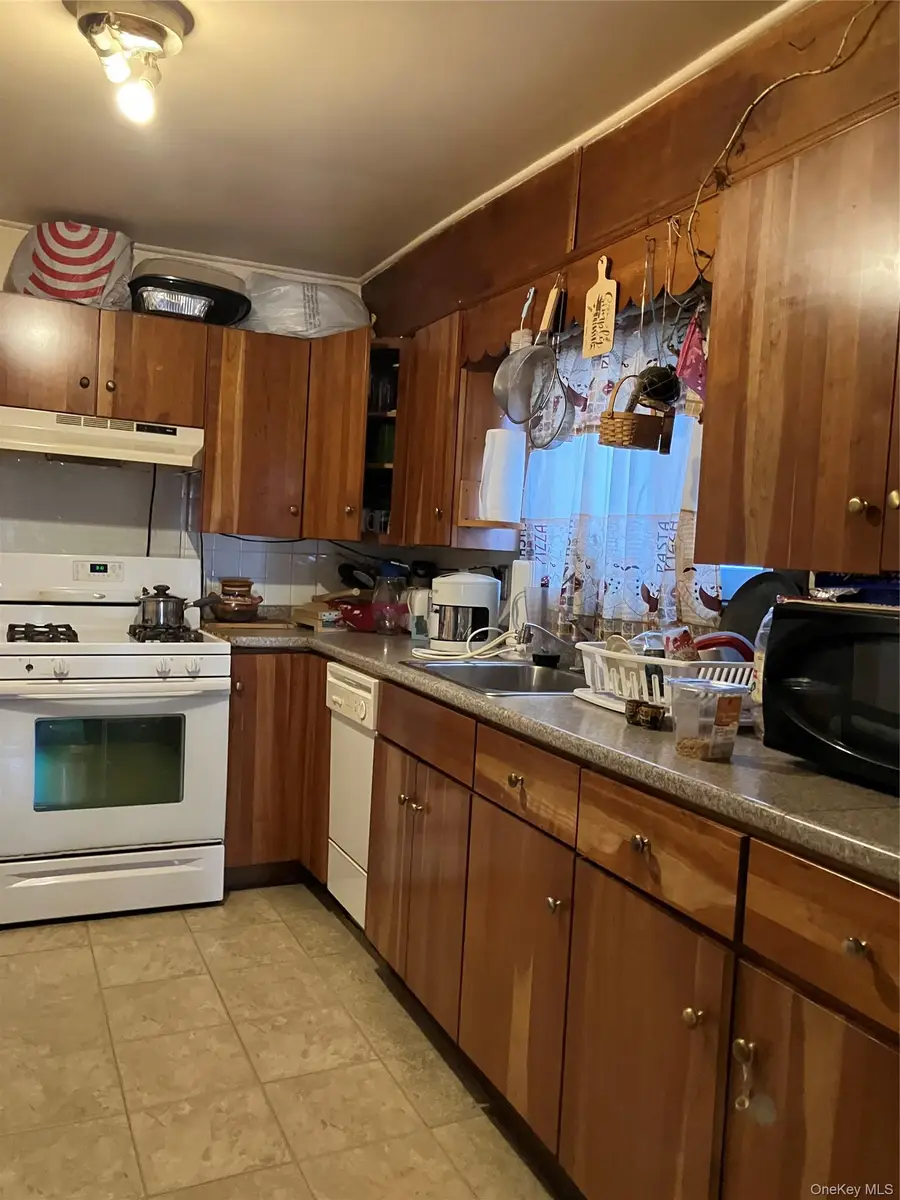 51 Thompson Street, Poughkeepsie, NY 12601 - #2