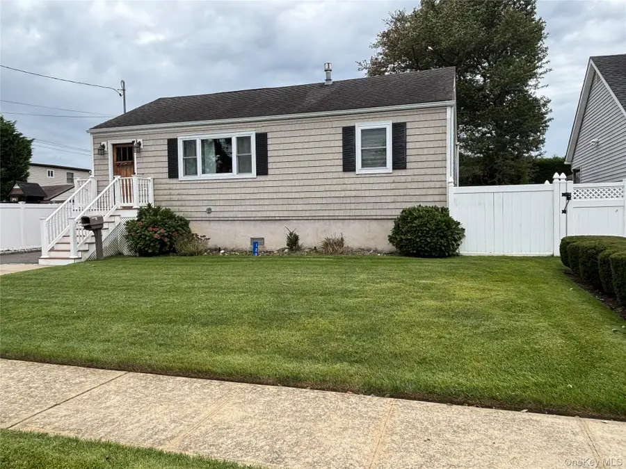 120 Lincoln Place, Massapequa, NY 11758 - #2