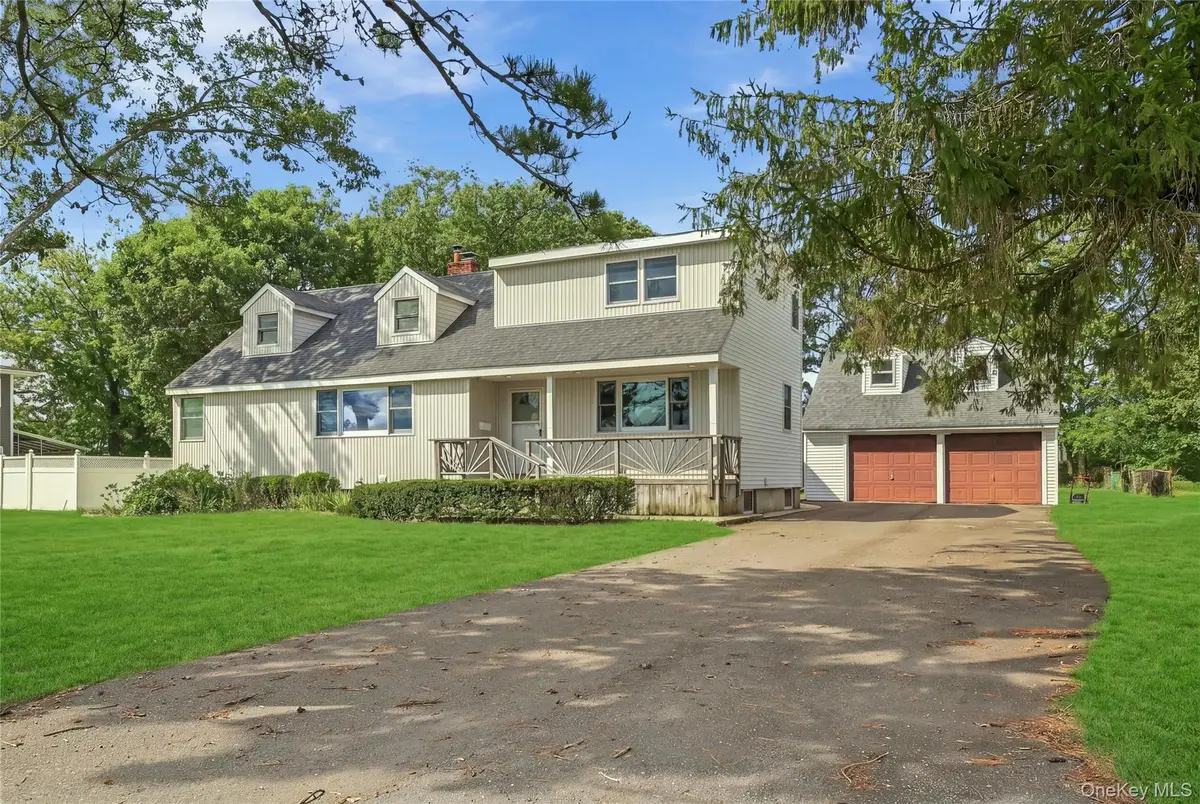 930 Tooker Avenue, West Babylon, NY 11704 - #1