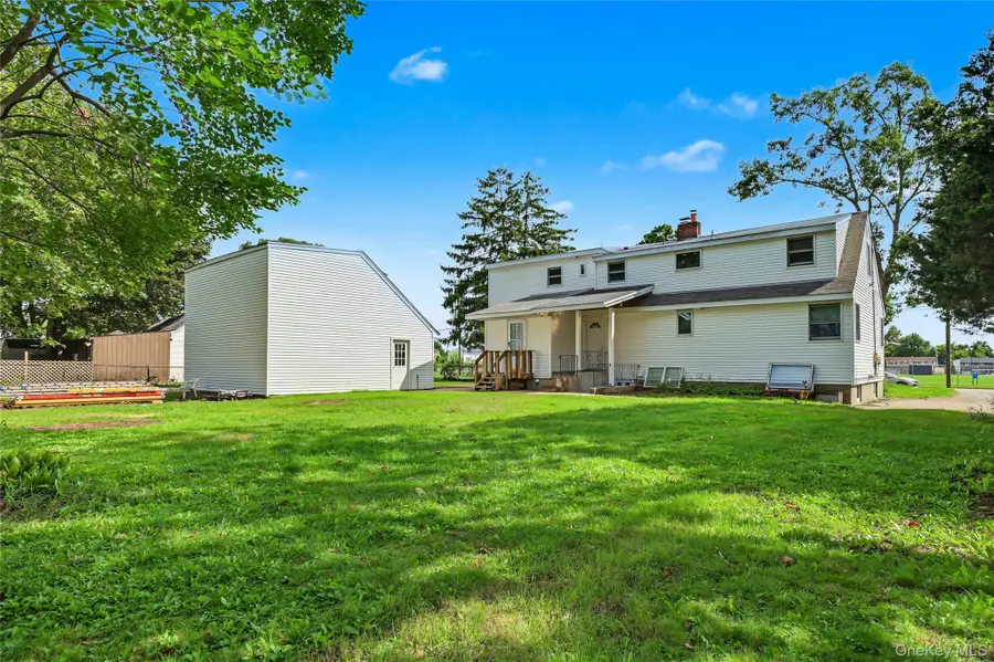 930 Tooker Avenue, West Babylon, NY 11704 - #3
